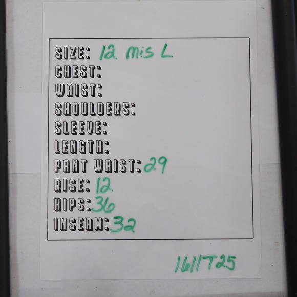 Classic Straight Leg Women's Jeans - Blue - Picture 9 of 11